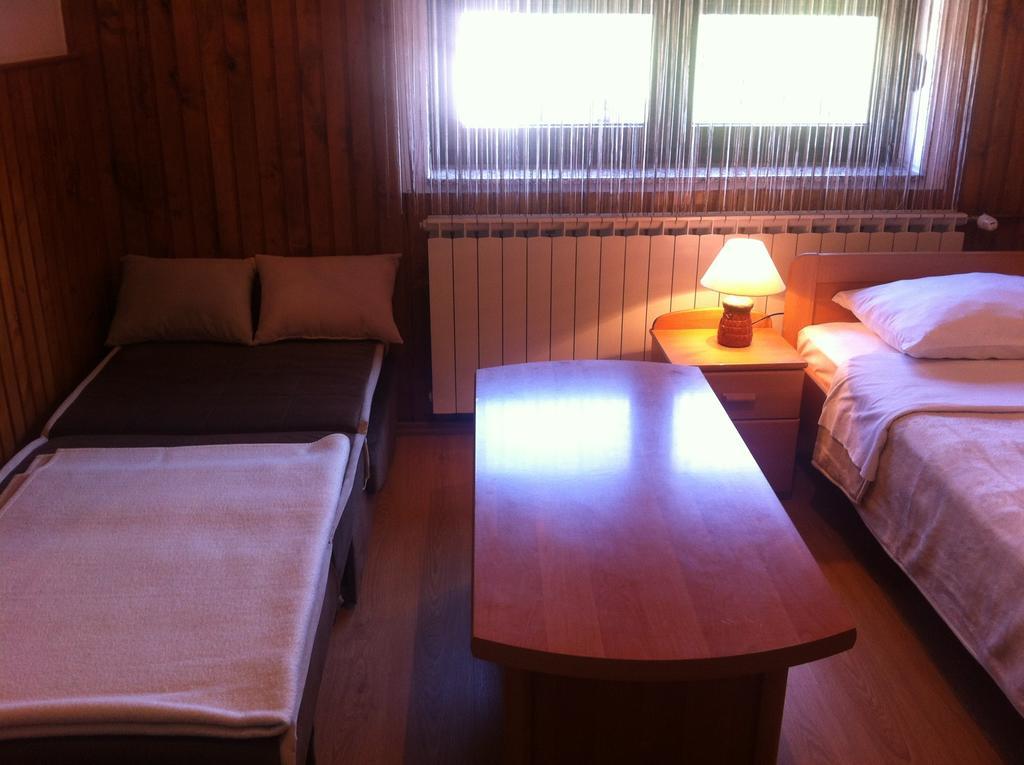 House Pribic Hotell Vrelo Koreničko Rom bilde